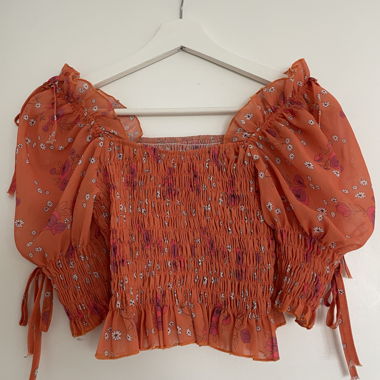 Top orange court 