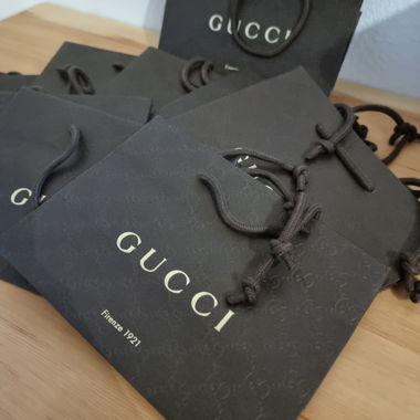 Papiertaschen von Gucci