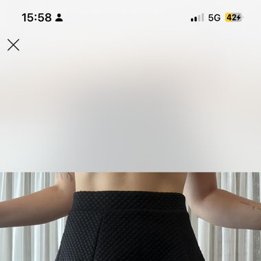black skirt