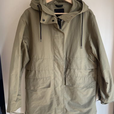 Everlane ReNu Anorak-Jacke