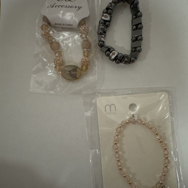3 verschiedene Armbänder