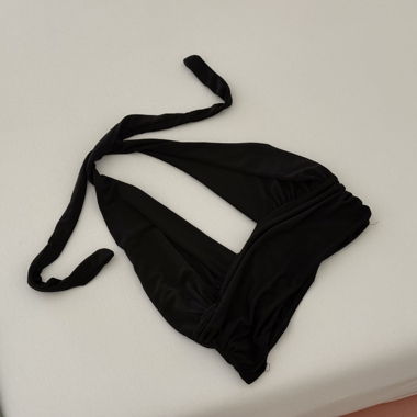 Schwarzes Halter Top