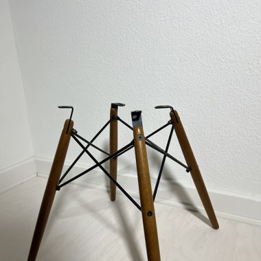 Untergestell für Eames Chiar 