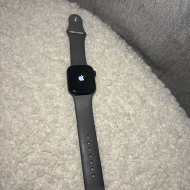 Apple Watch Series 7 41mm with Charging Cable