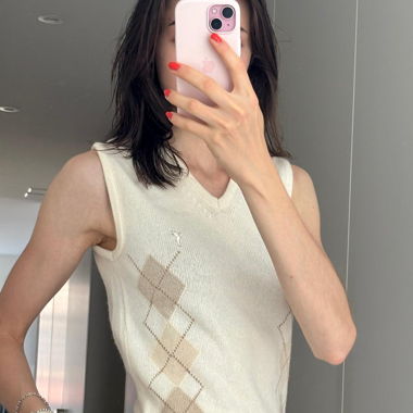 Sweater Vest