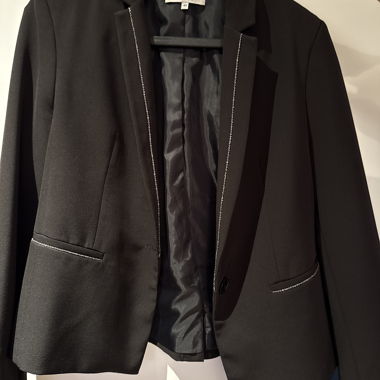 Morgane suit size 40