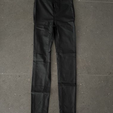 Schwarze Stradivarius Hose 