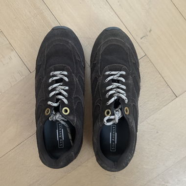 Baskets brunes de 5th Avenue