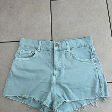 Türkisfarbene Jeans Shorts