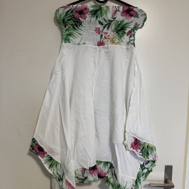 Robe sans épaules