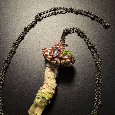 Cute crystal mushroom necklace
