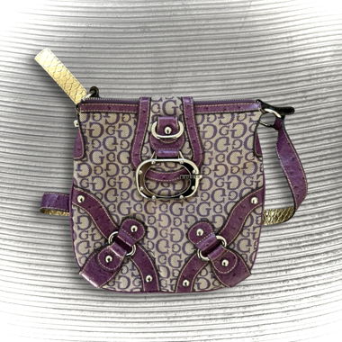 Guess Vintage Umhängetasche Violett