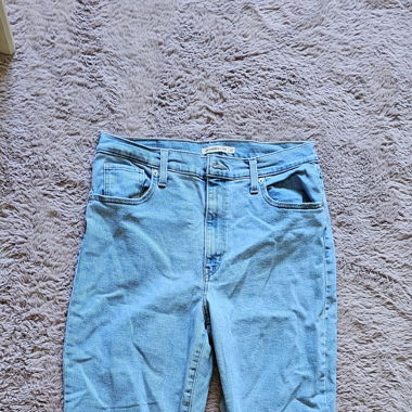 Levi's Mom Jeans – Größe 32