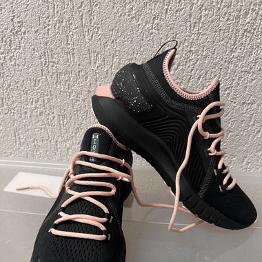 Under Armour training/running shoes