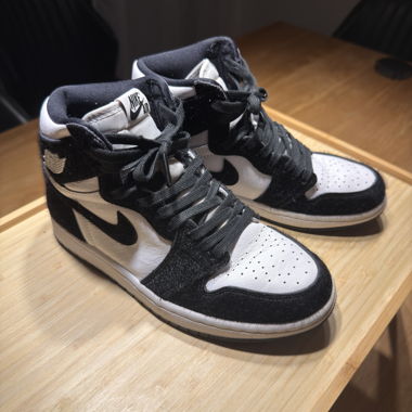 Air Jordan 1 High OG Twist