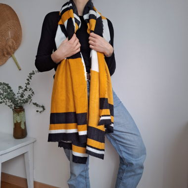 Zara Graphic Scarf