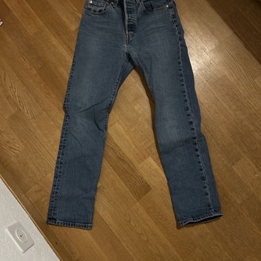 Levi High Waisted Jeans