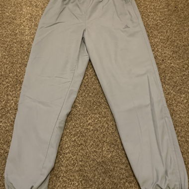 Pantaloni della tuta grigi Adidas