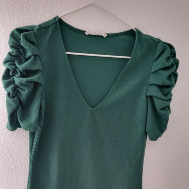 Grünes Kleid