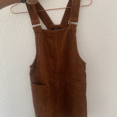 Cooles Latzhosenkleid (New Look, nur 3x getragen)