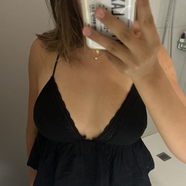 Zara Top mit Rüschen