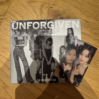LE SSERAFIM UNFORGIVEN Album japanische ver