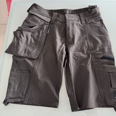 Shorts et pantalon de travail 
