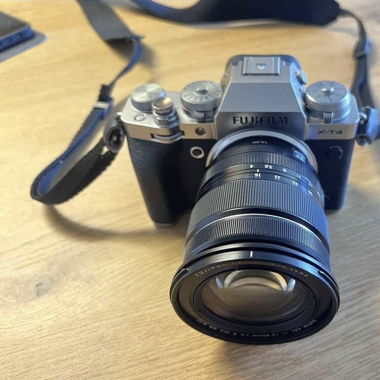 Fujifilm X-T4 avec objectif