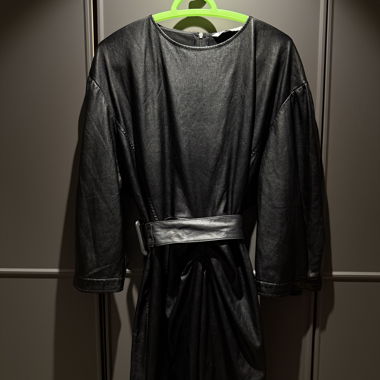 Kunstlederkleid Zara - Grösse XXL