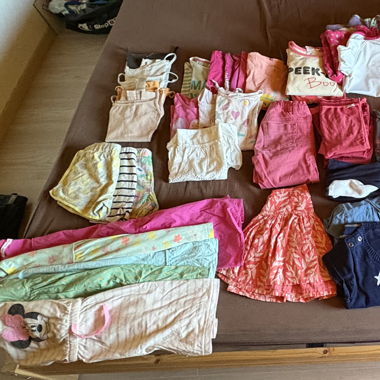 Lot vêtement fille 128cm