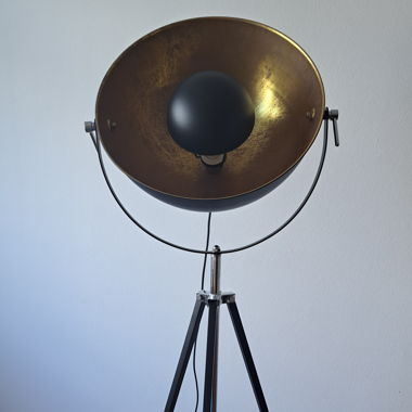 Regie-Stehlampe Industrie-Style f. gemütl. Licht