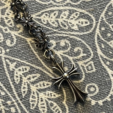 Silver cross pendant necklace