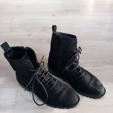 Bottine noire