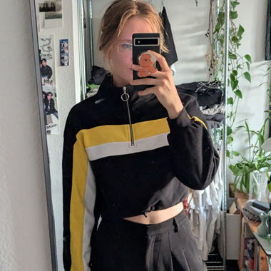 Maglione corto in pile con zip