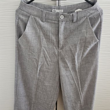 Pantaloni grigi taglia S