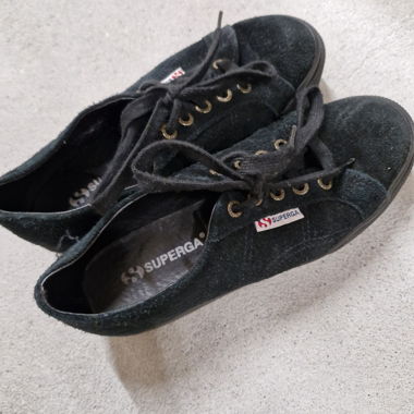 Schuhe SUPERGA in schwarz
