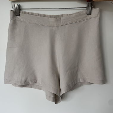 Beige H&M Shorts