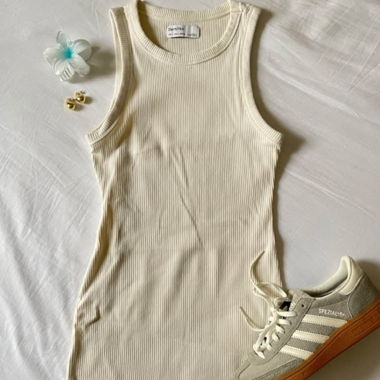 Beige sleeveless dress