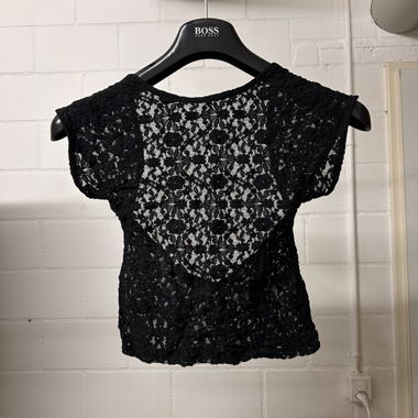Schwarzes Lace-Oberteil