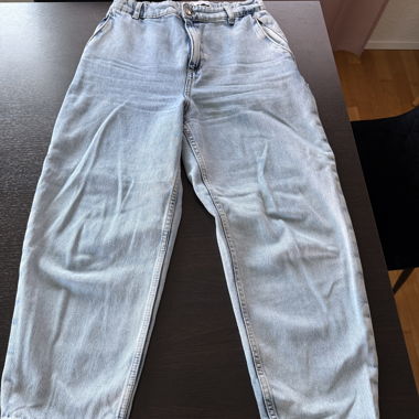 Zara Jeans Size 36