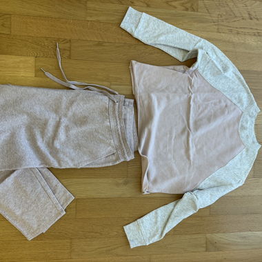 DIVIDED loungewear sweater & joggers set