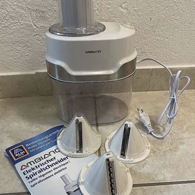 Ambiano vegetable slicer/electric spiralizer