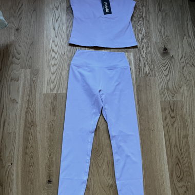 AMARI Lavender Gym Set