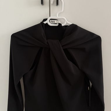 Blusa Top Nero Dettaglio Nodo