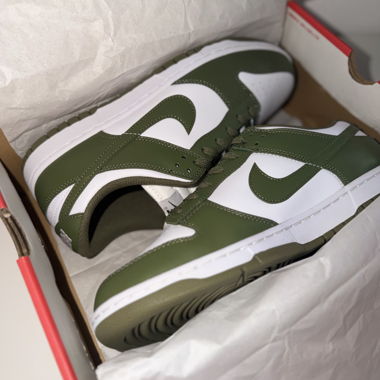 Nike Dunk Low Medium Olive