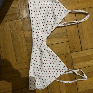 top bralette con stampa cuore