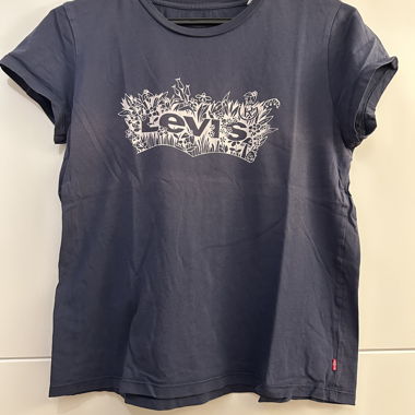 Dark blue Levi's T-shirt