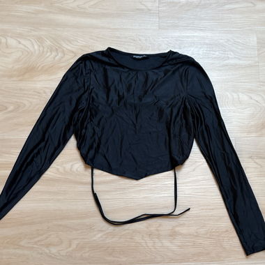 Crop top a maniche lunghe Stradivarius