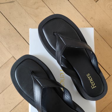 FENERS Sandalen
