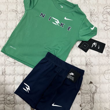 Nike set kinder 